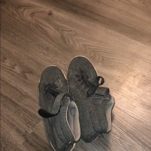 High top sneakers - Picture 2 of 2